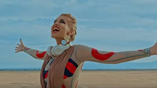 Dara Rolins - Poď sa rozbiť (Official Video 2019)