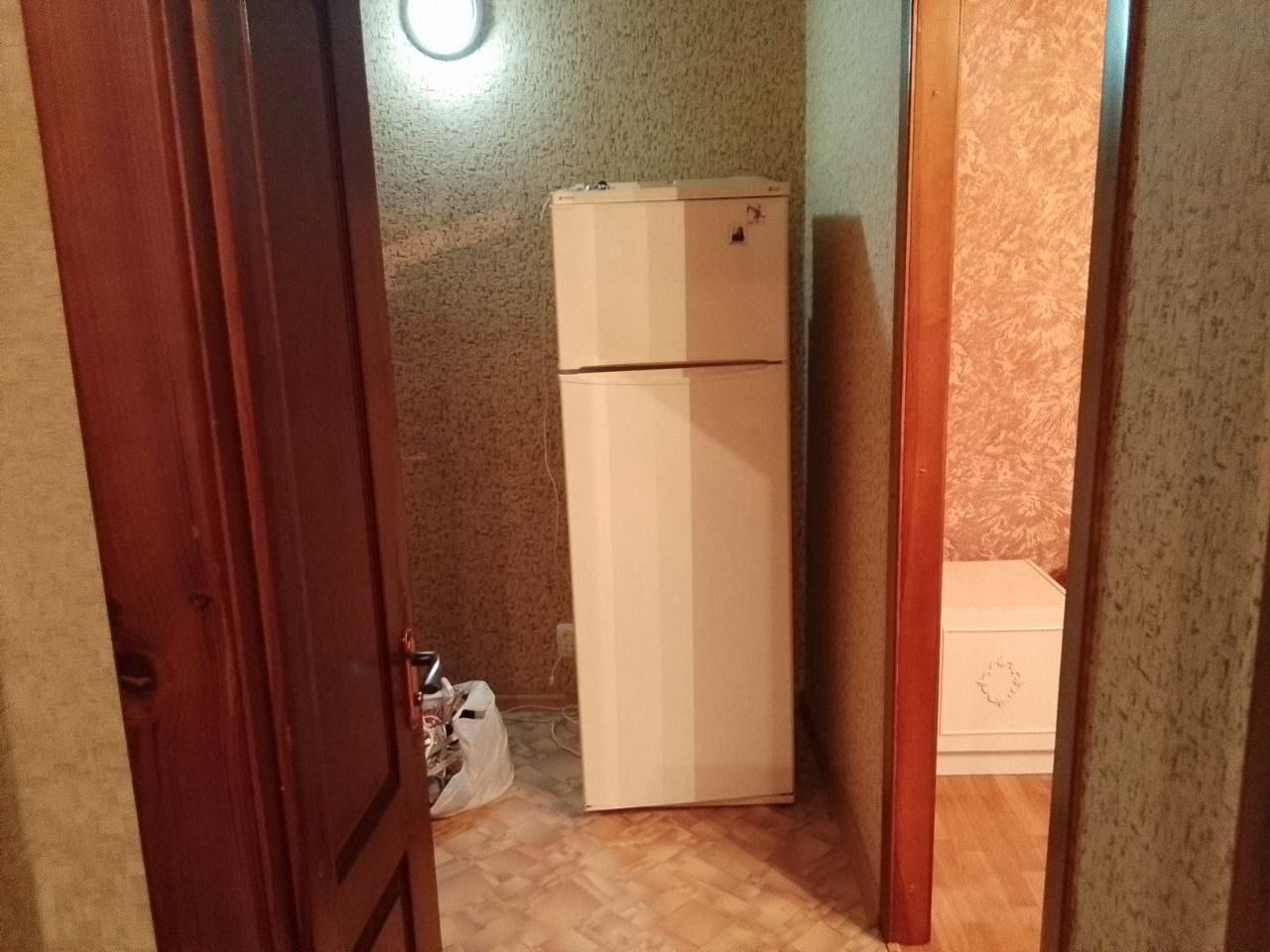 🔥 на 0,5 млн руб🔥 Продам 1-к квартиру на кв. Комарова. 33,3м2(чешский проект) 4/5 эт. Лестничные площадки большие широкие. В подъезде сделан ремонт. Дом кооперативный, кирпичный. Квартира с ремонтом. -Батареи Чехия, -окна м/п, -балкон металлопластик, обшит внутри и с улицы белым пластиком. -Ванная в современн...